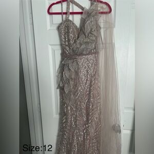 Elegant dress for special occasion!